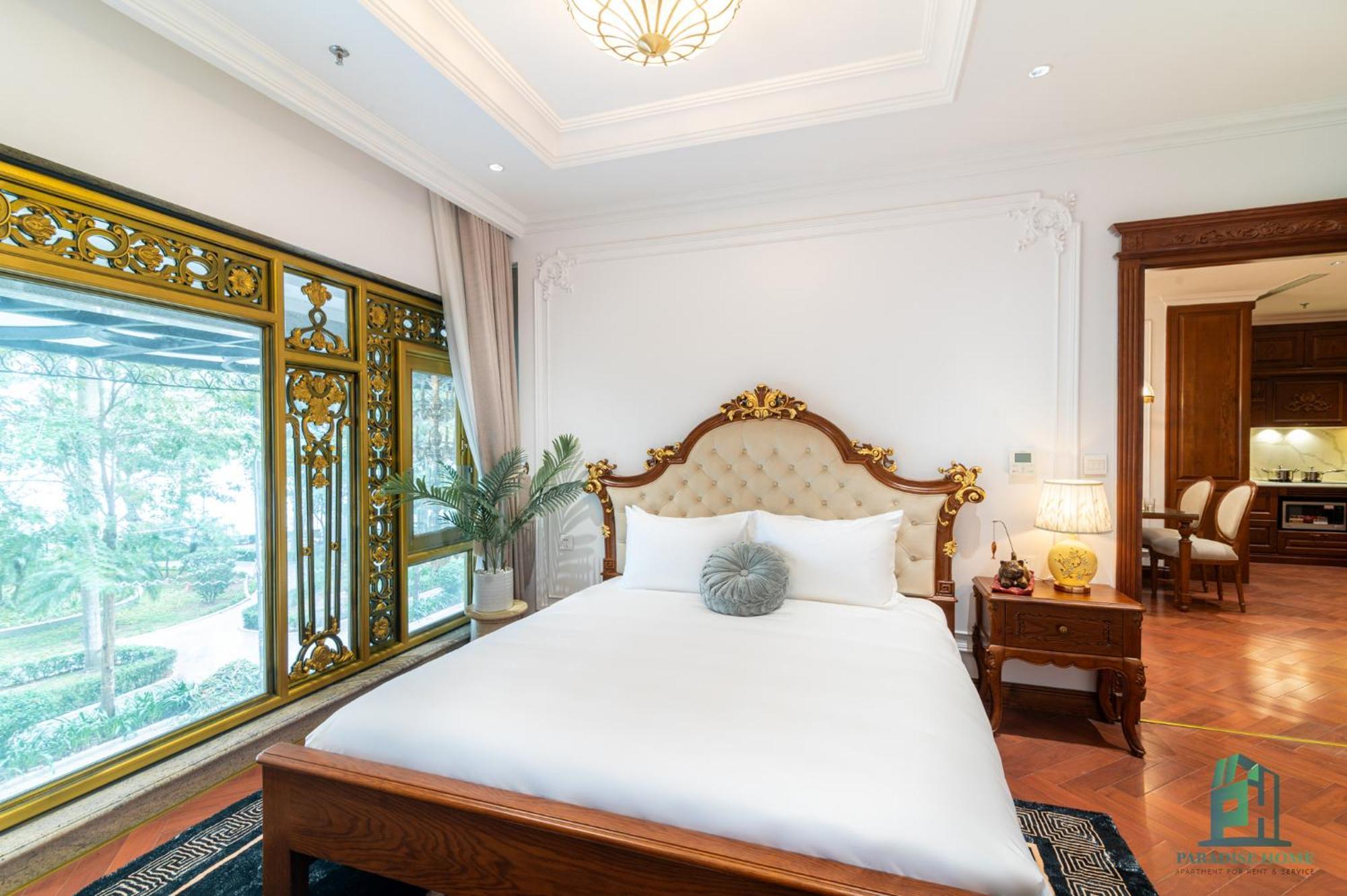 Luxe Paradise Trich Sai Khách sạn 4*