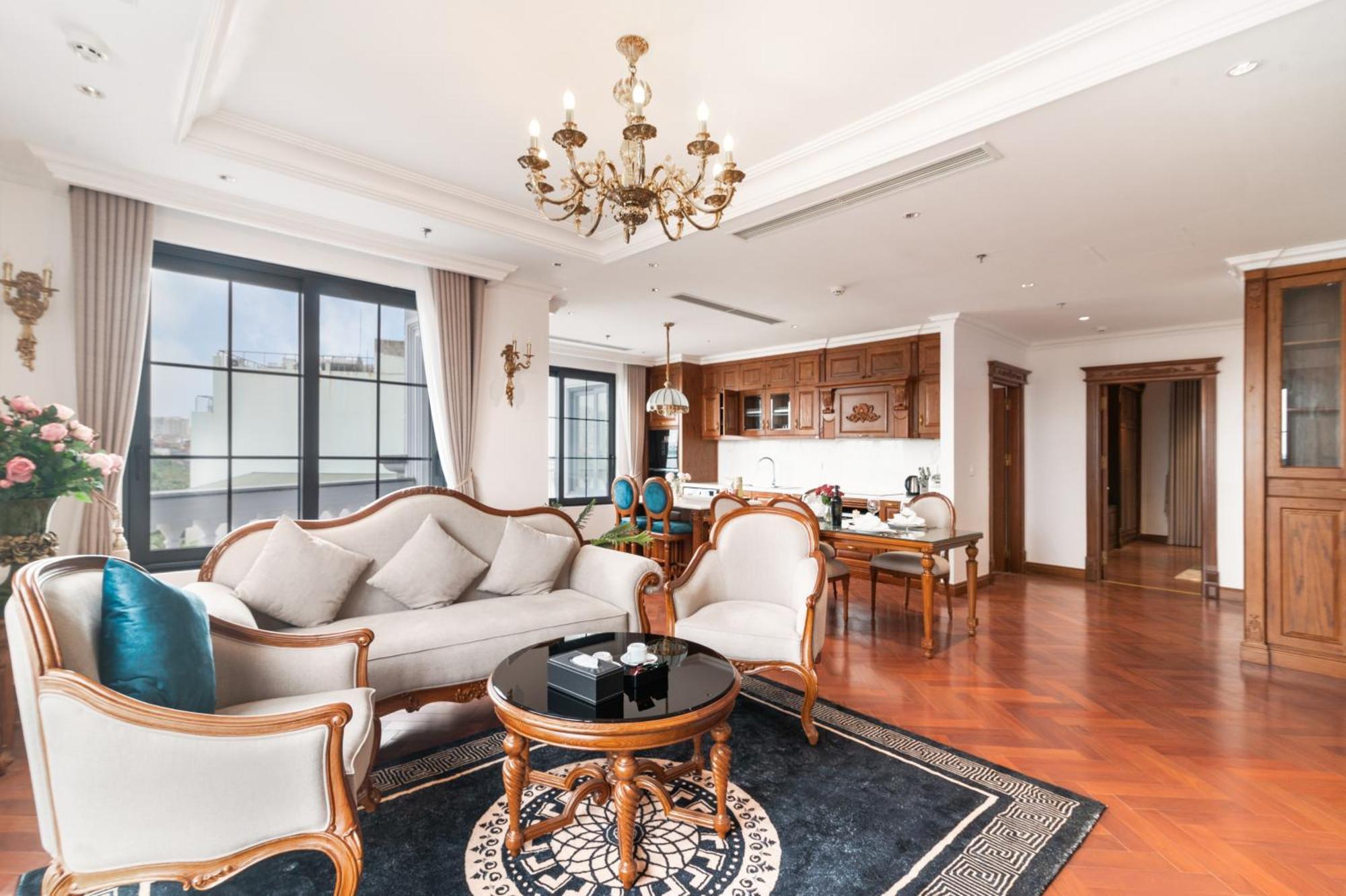Khách sạn Luxe Paradise Trich Sai 4*
